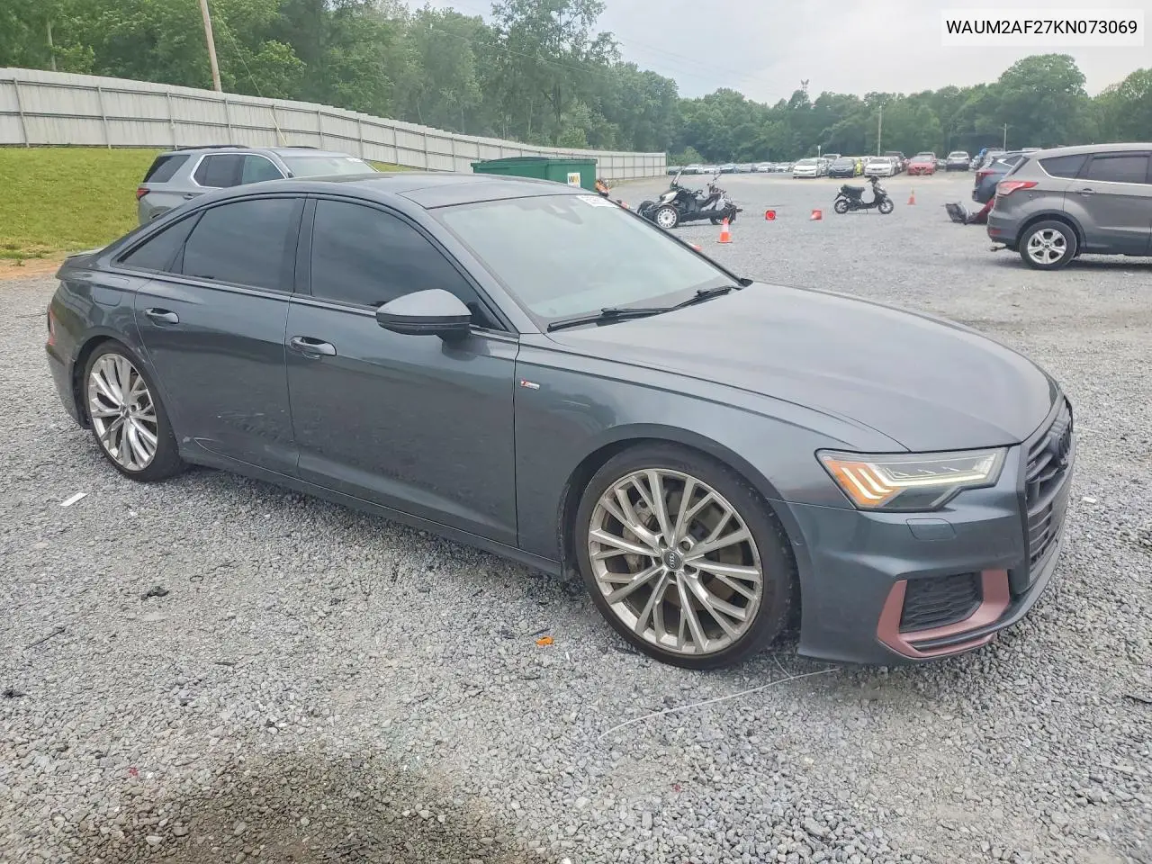 V (C8)