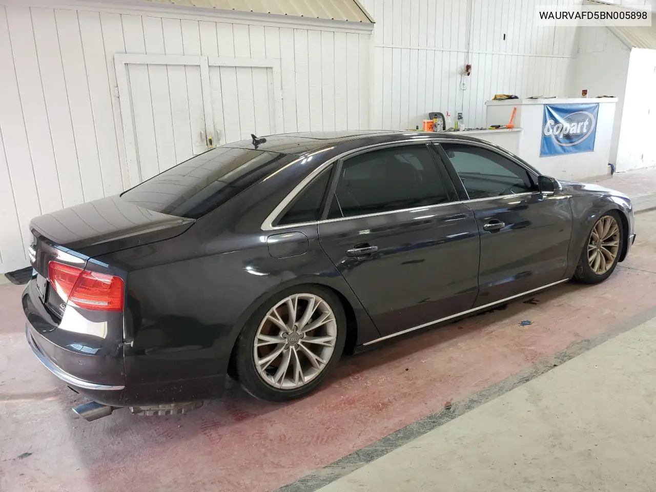 2011 Audi A8 VIN: WAURVAFD5BN005898 Lot: 61433365
