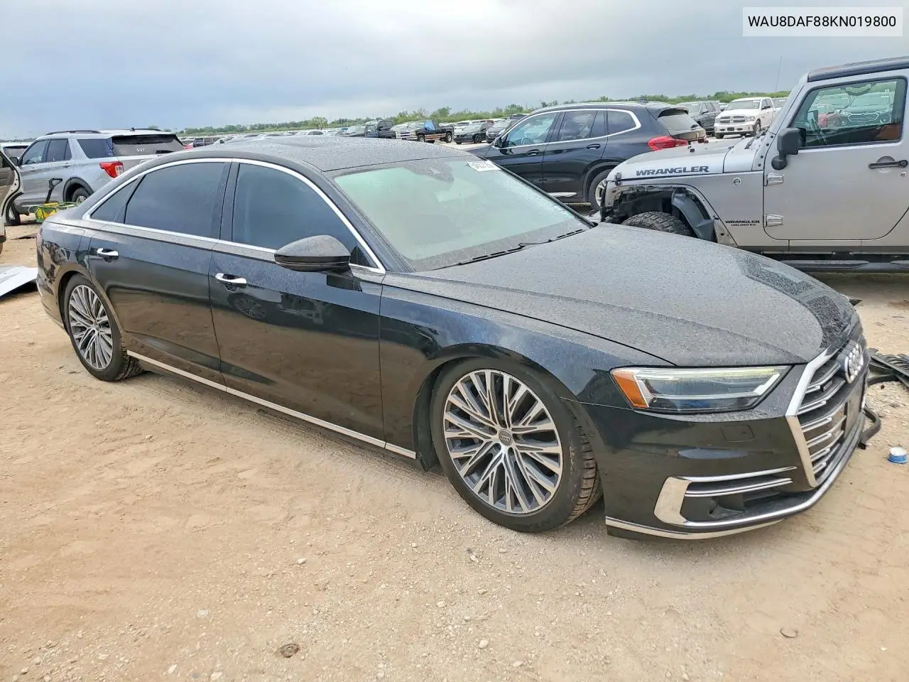 2019 Audi A8 L VIN: WAU8DAF88KN019800 Lot: 54557396