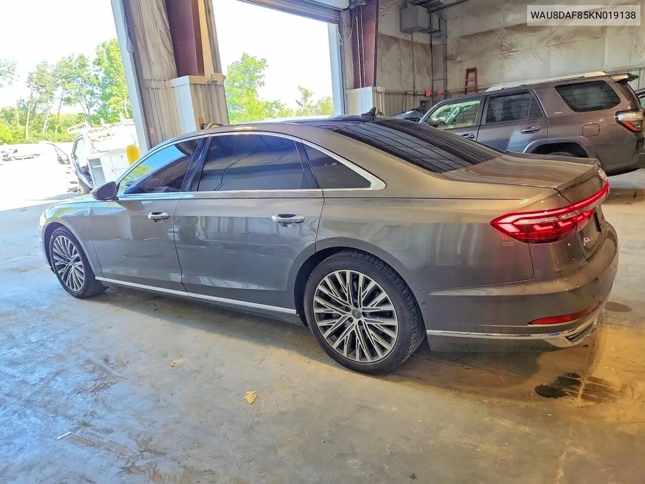 2019 Audi A8 L VIN: WAU8DAF85KN019138 Lot: 59978566