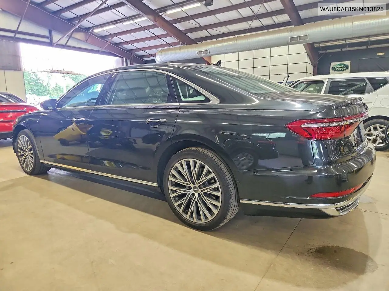 2019 Audi A8 L VIN: WAU8DAF85KN013825 Lot: 60432076