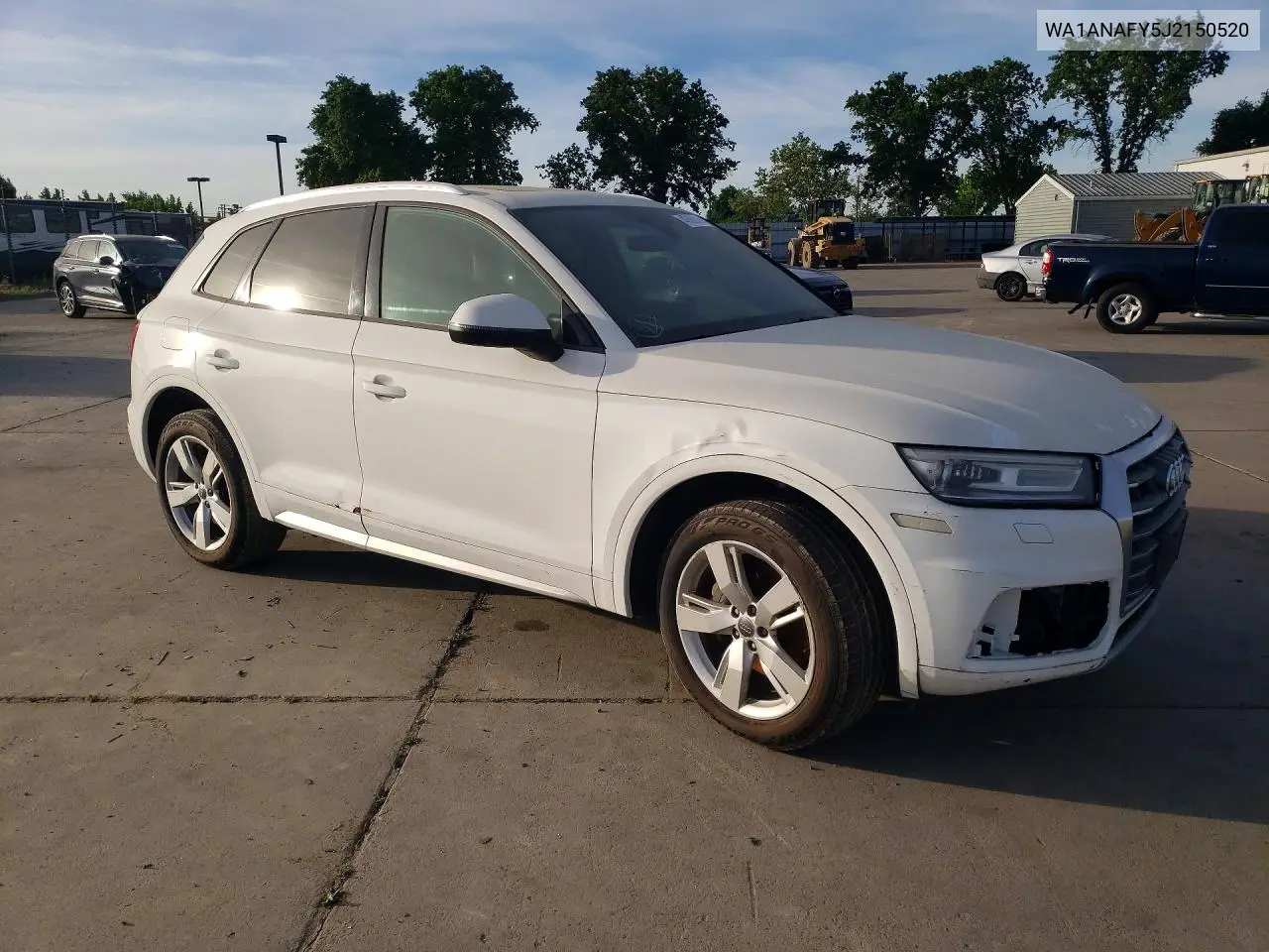 WA1ANAFY5J2150520 2018 Audi Q5 Premium