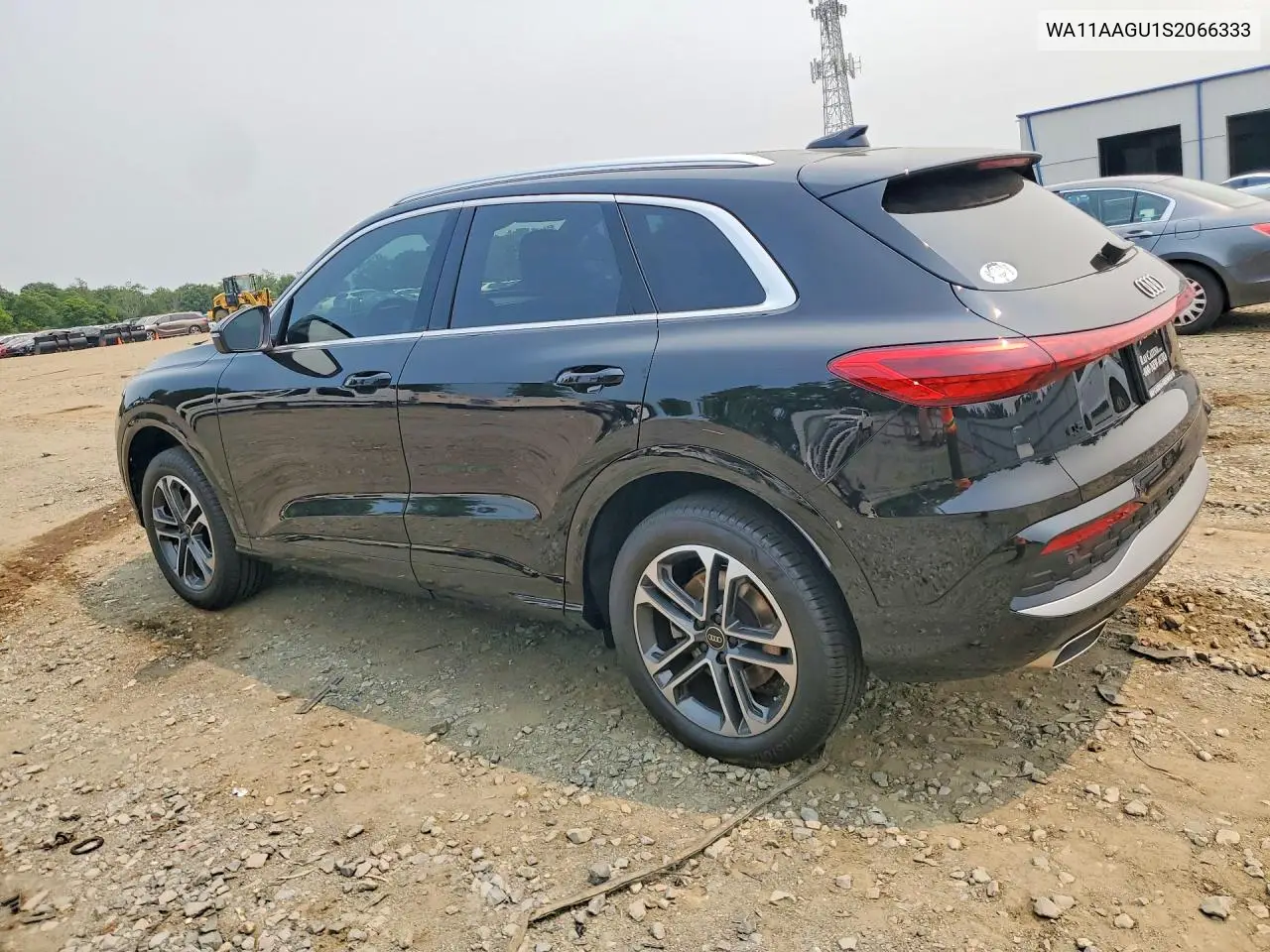 2025 Audi Q5 Premium VIN: WA11AAGU1S2066333 Lot: 61046316