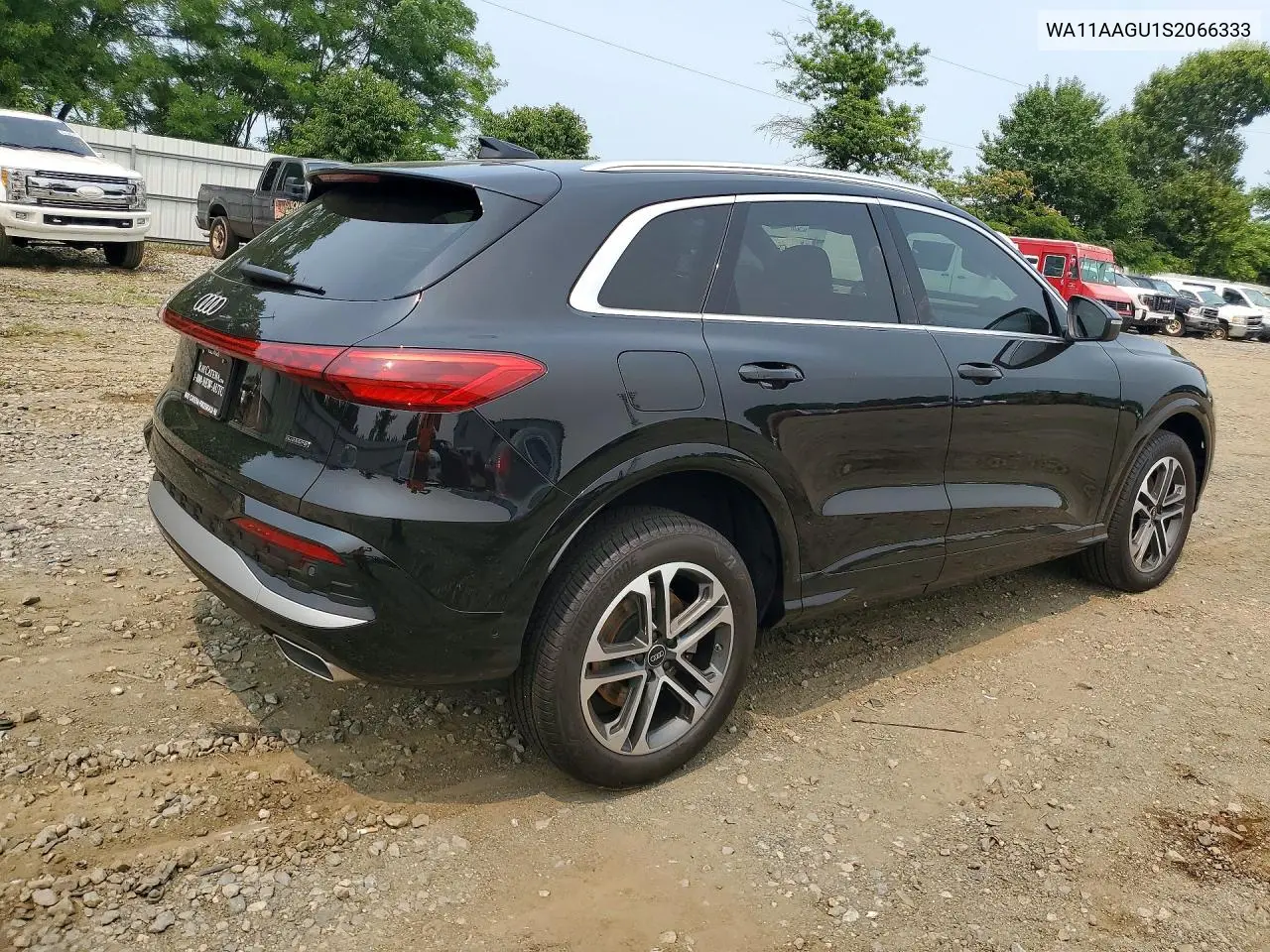 2025 Audi Q5 Premium VIN: WA11AAGU1S2066333 Lot: 61046316