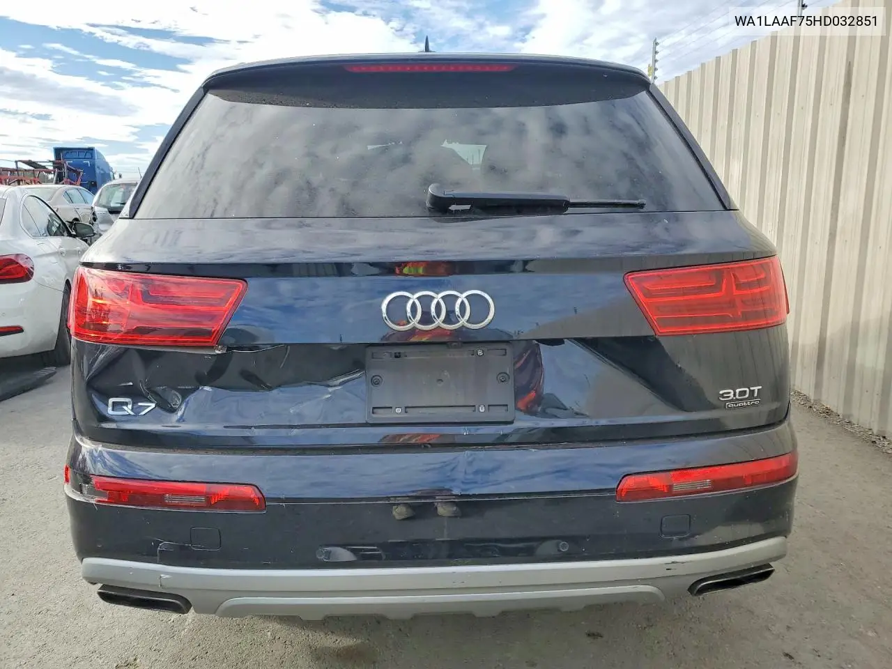 2017 Audi Q7 Premium Plus VIN: WA1LAAF75HD032851 Lot: 60566456