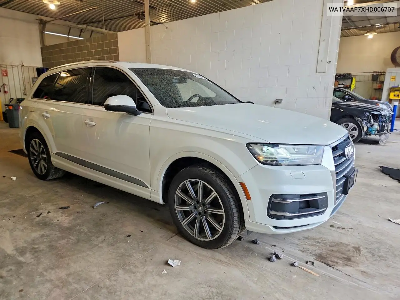 2017 Audi Q7 Prestige VIN: WA1VAAF7XHD006707 Lot: 61342456