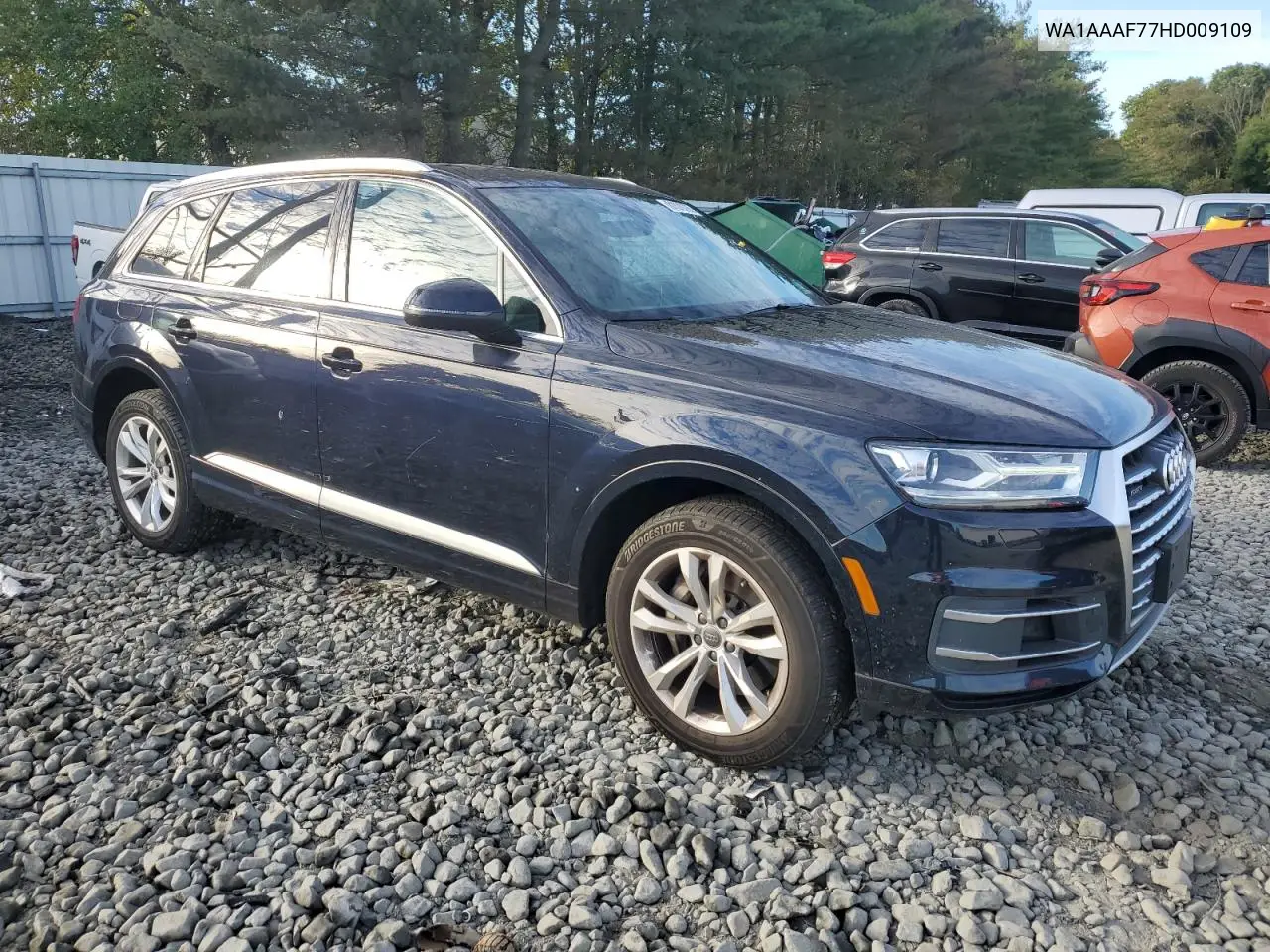 WA1AAAF77HD009109 2017 Audi Q7 Premium
