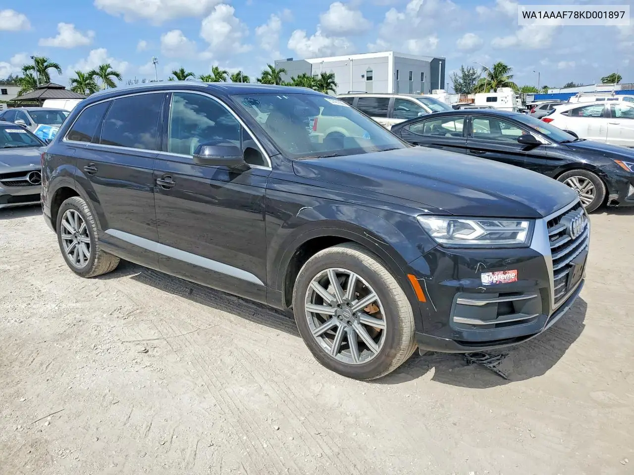 WA1AAAF78KD001897 2019 Audi Q7 Premium