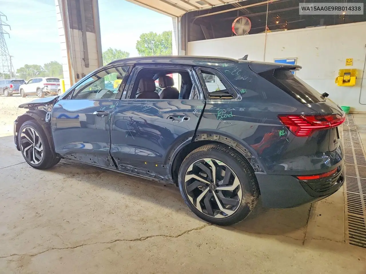 2024 Audi Q8 E-Tron Premium Plus VIN: WA15AAGE9RB014338 Lot: 61146816