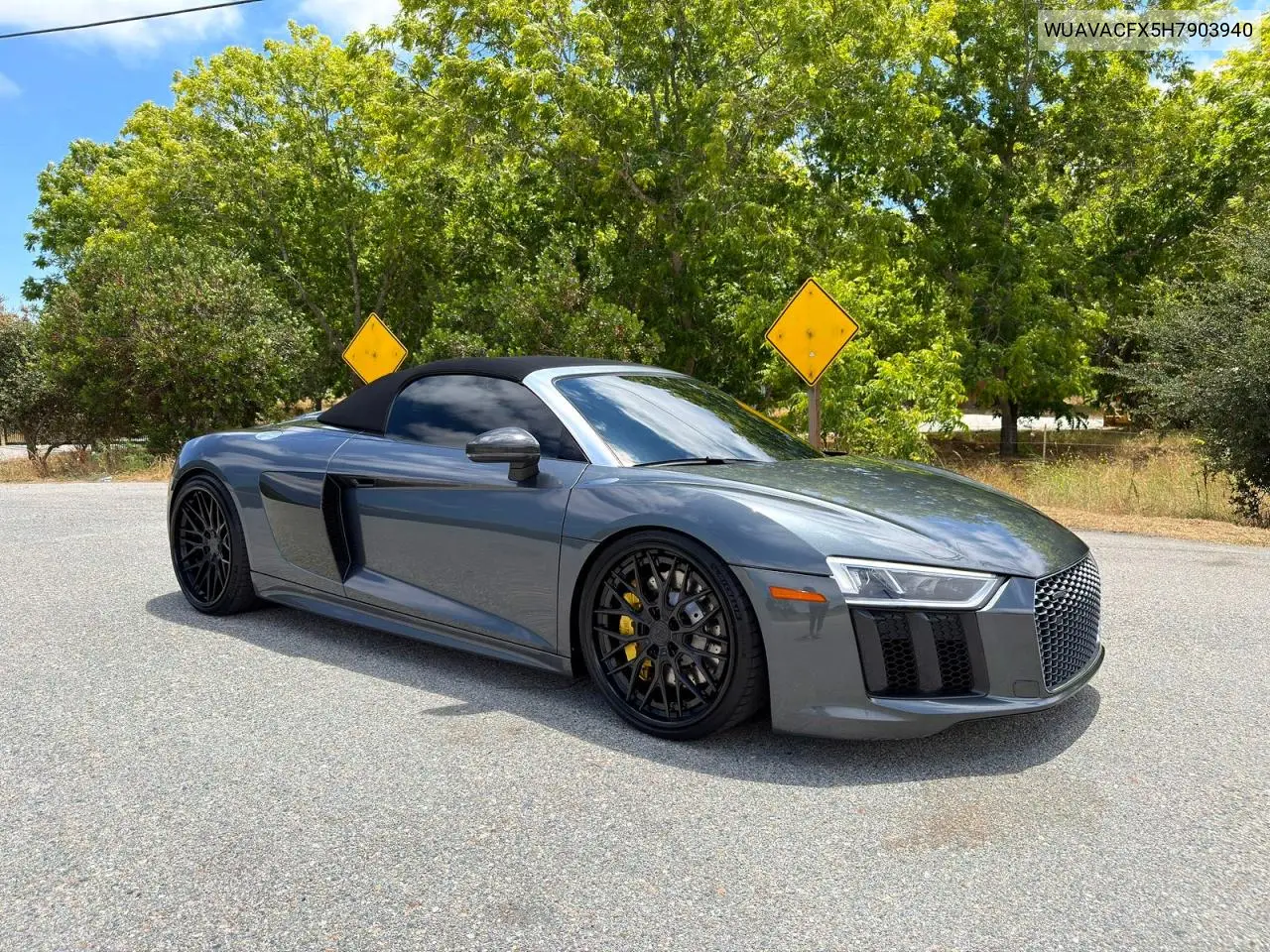 2017 Audi R8 Spyder VIN: WUAVACFX5H7903940 Lot: 85636545