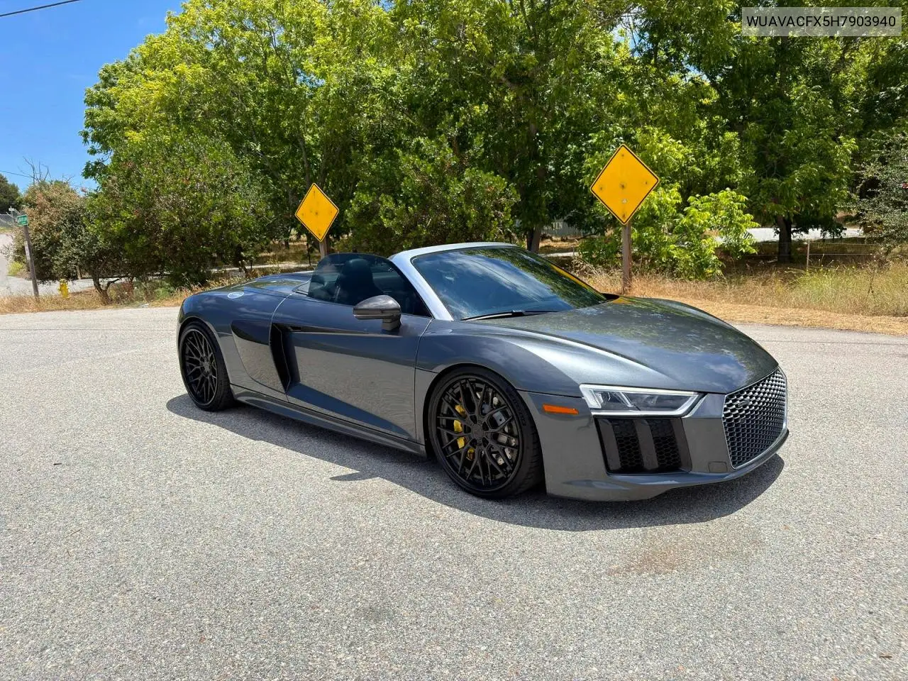 2017 Audi R8 Spyder VIN: WUAVACFX5H7903940 Lot: 85636545