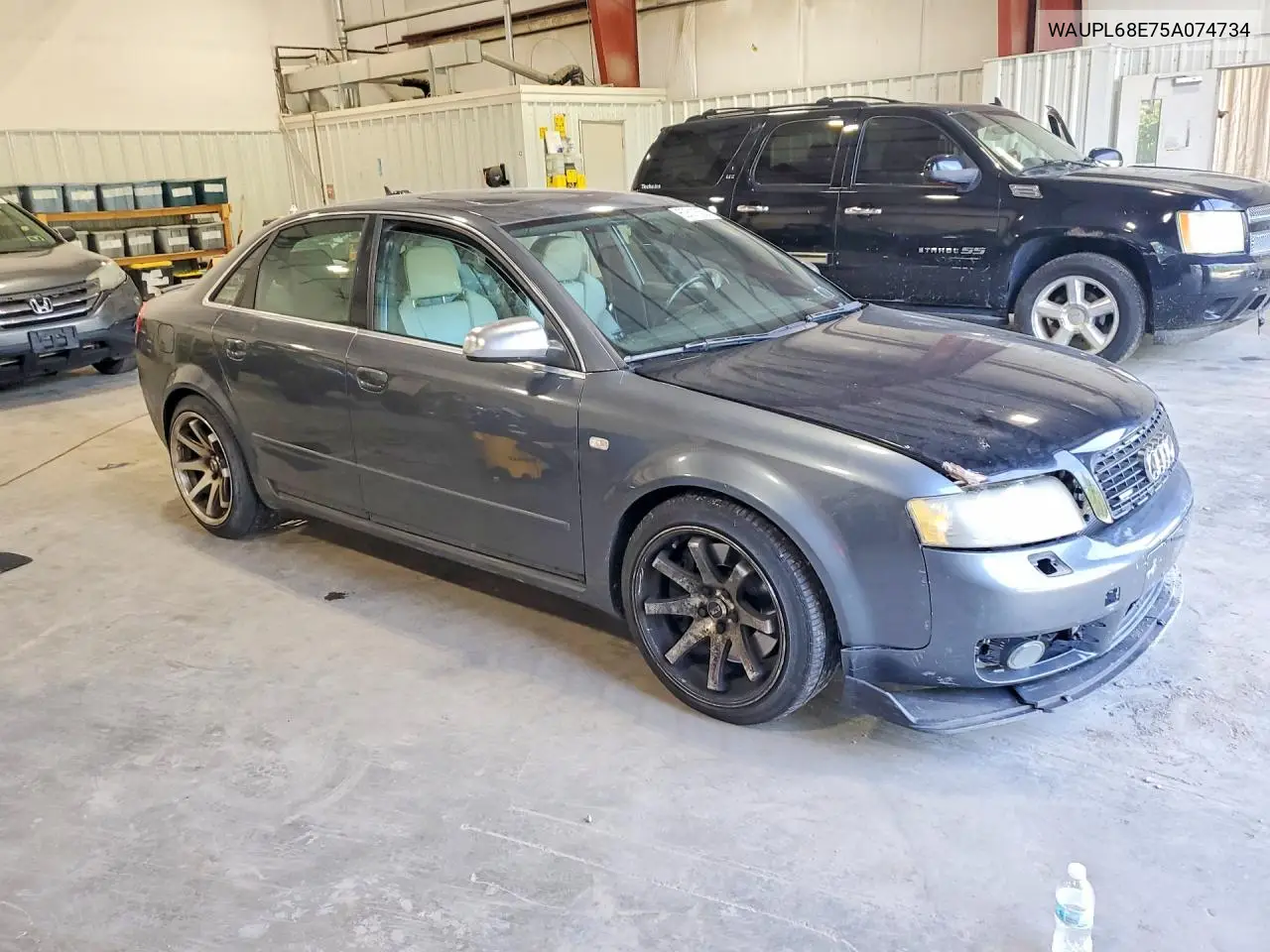 2005 Audi S4 VIN: WAUPL68E75A074734 Lot: 60611656