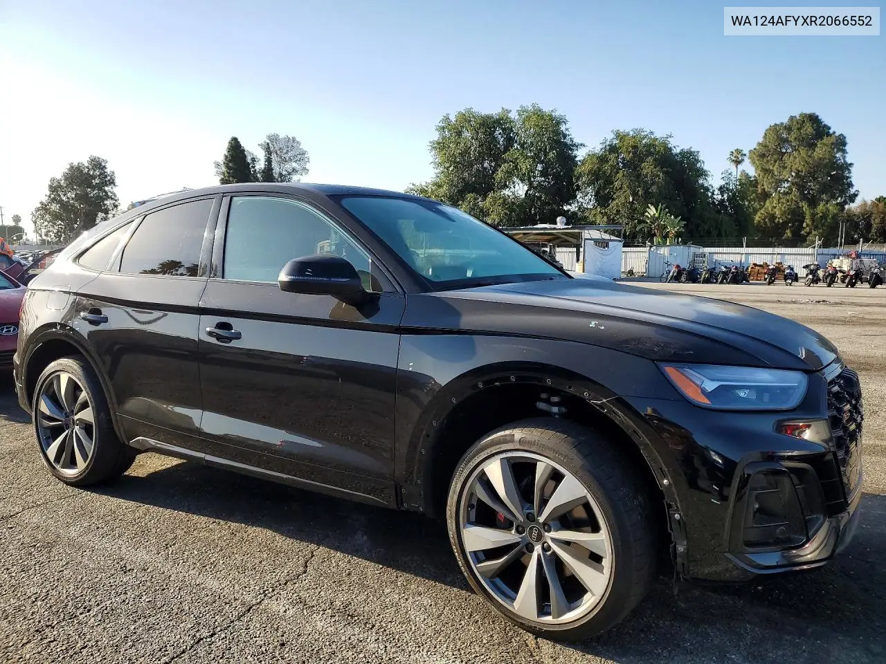 2024 Audi Sq5 Sportback Premium Plus VIN: WA124AFYXR2066552 Lot: 54530536