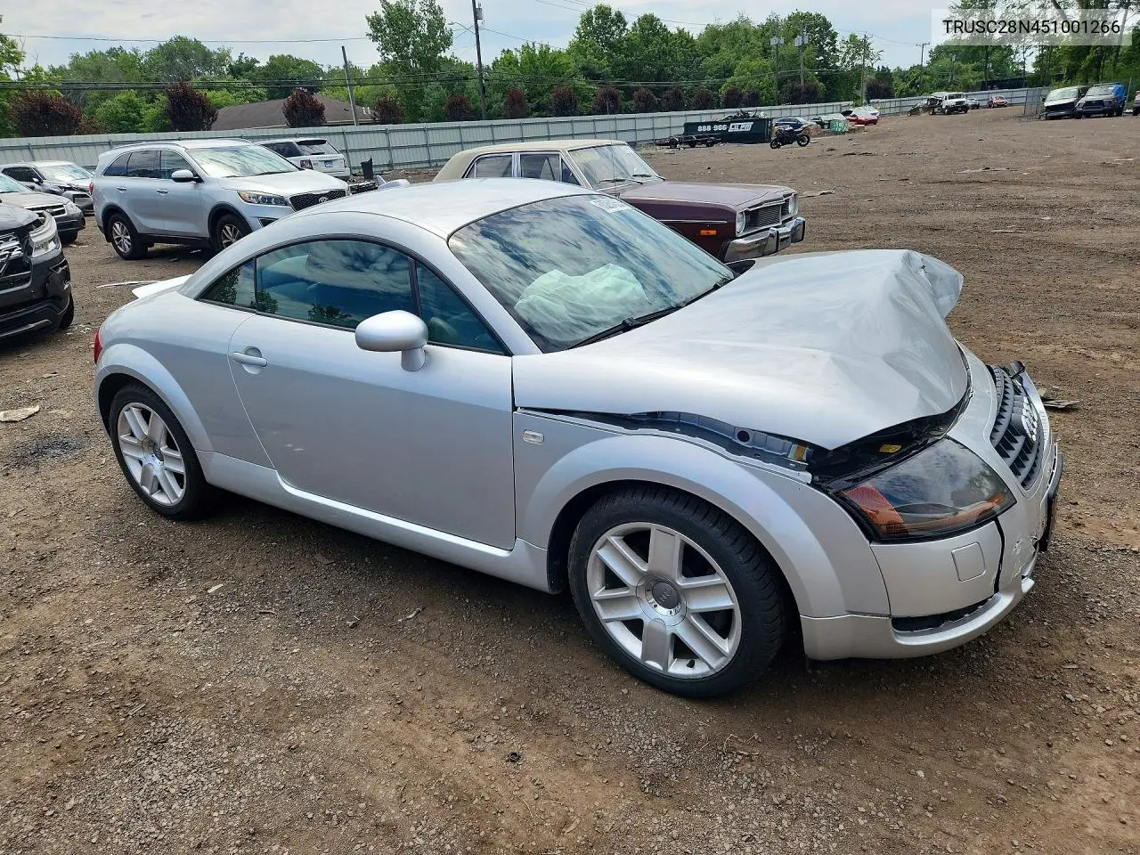 2005 Audi Tt VIN: TRUSC28N451001266 Lot: 60284656