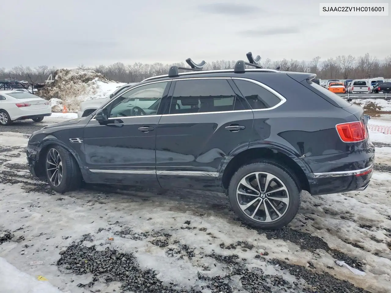 2017 Bentley Bentayga VIN: SJAAC2ZV1HC016001 Lot: 79025855