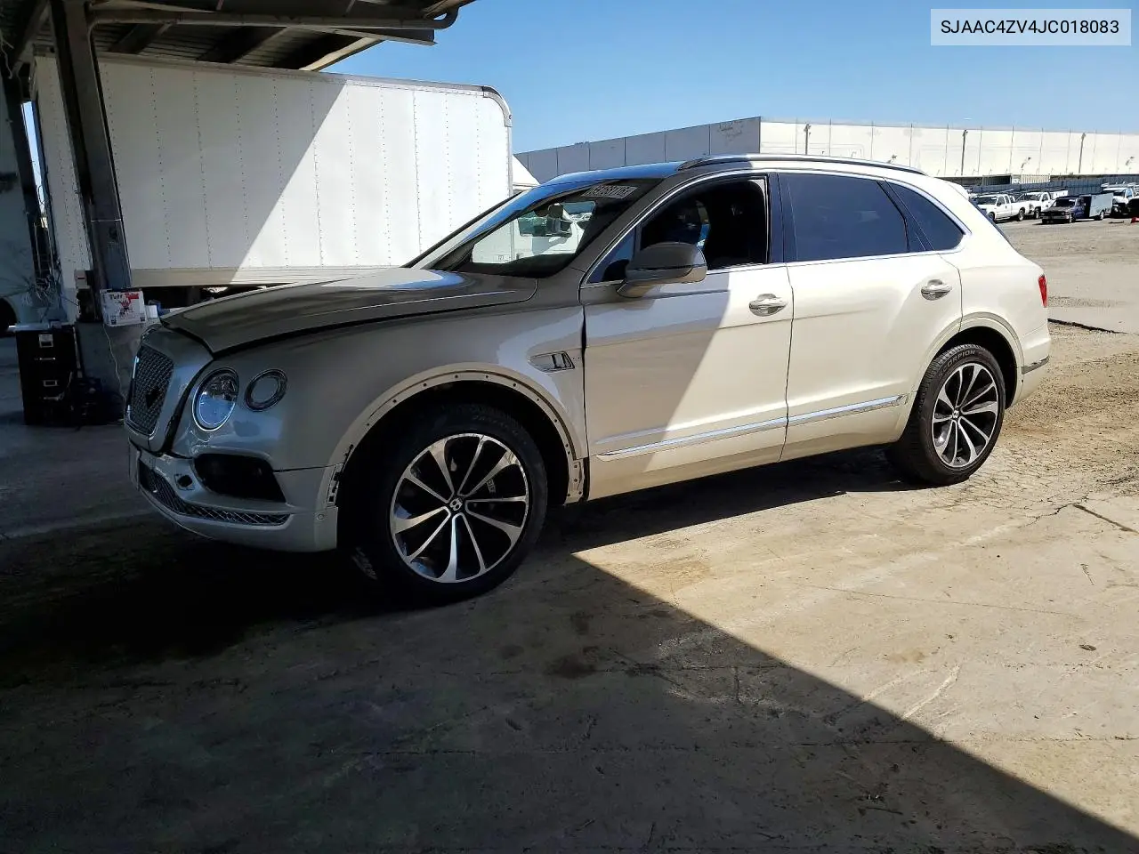 2018 Bentley Bentayga VIN: SJAAC4ZV4JC018083 Lot: 59168116