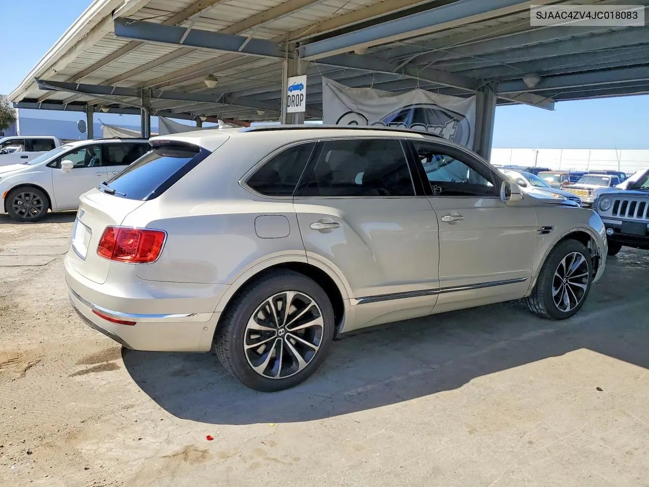 2018 Bentley Bentayga VIN: SJAAC4ZV4JC018083 Lot: 59168116