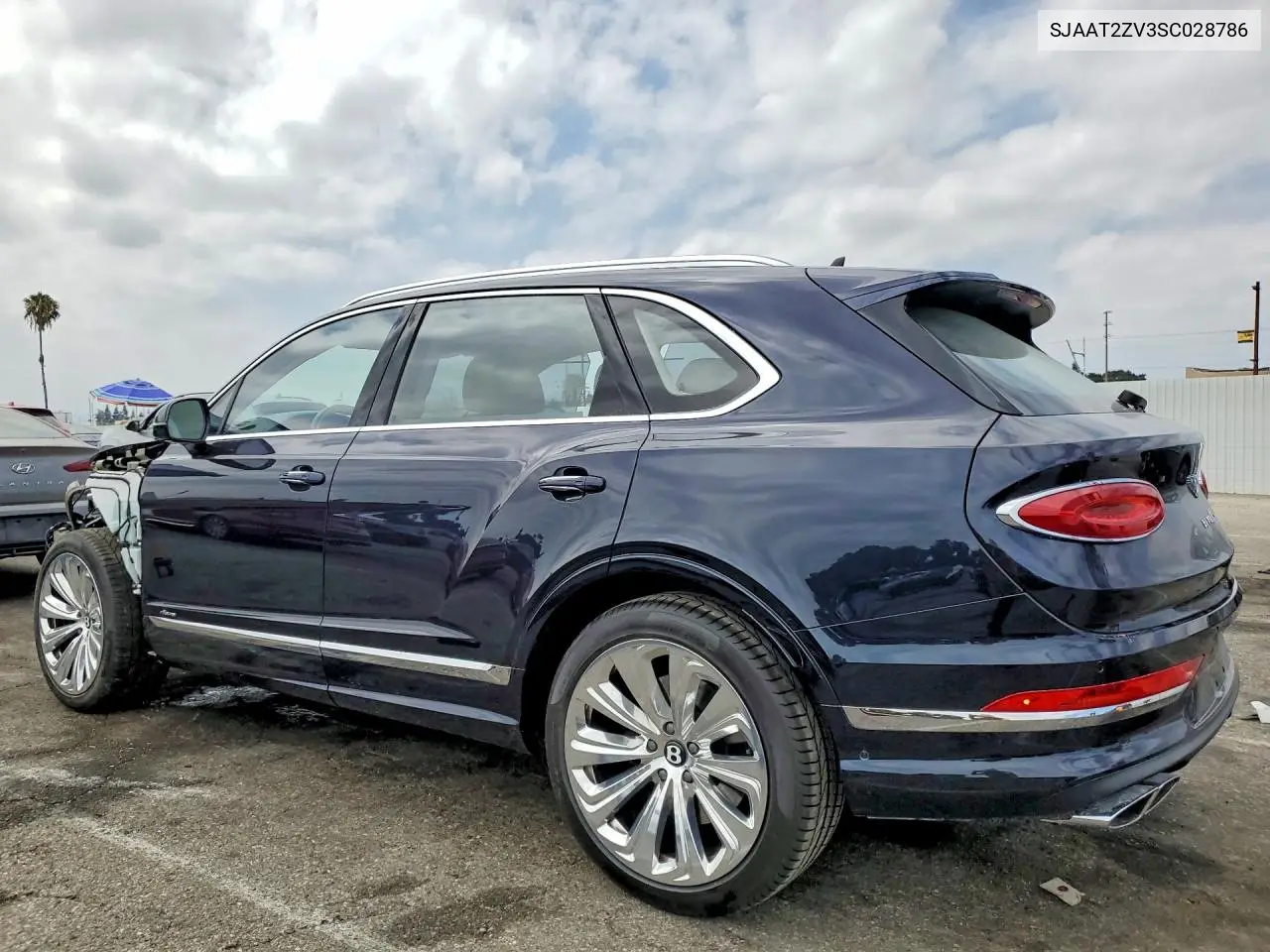 2025 Bentley Bentayga VIN: SJAAT2ZV3SC028786 Lot: 58471426