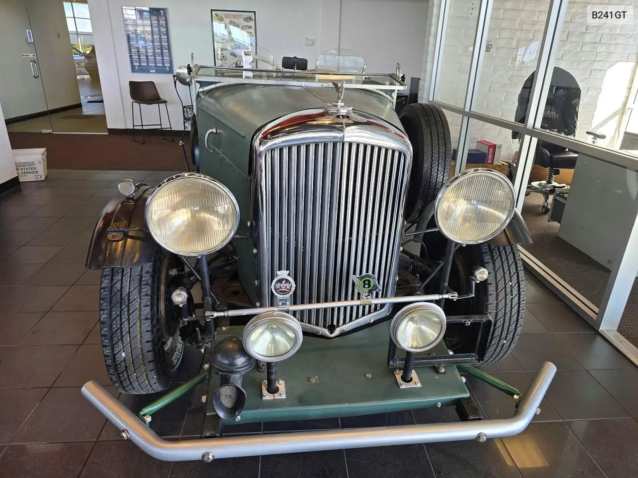 1950 Bentley Mark 6 VIN: B241GT Lot: 54160566