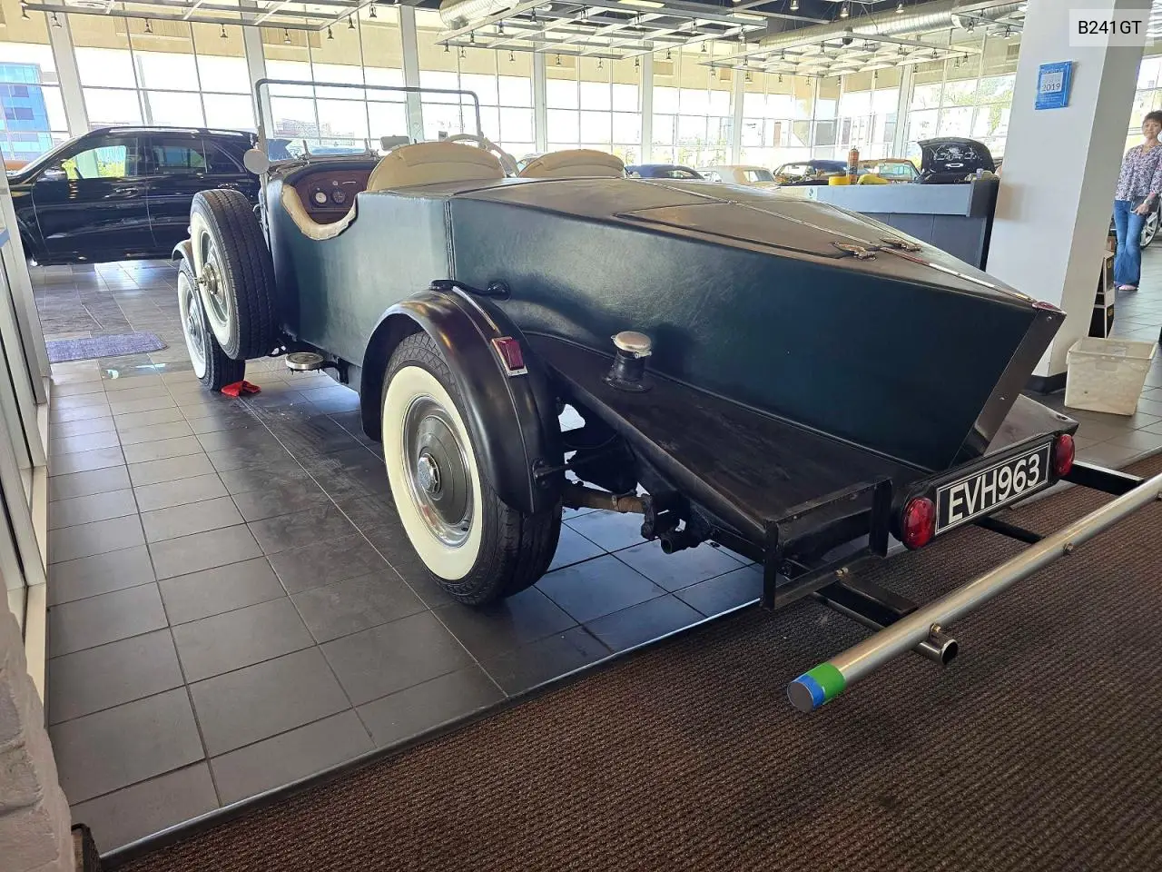 1950 Bentley Mark 6 VIN: B241GT Lot: 54160566