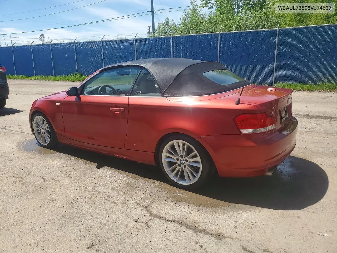 2008 BMW 128 I VIN: WBAUL73598VJ74637 Lot: 56085226