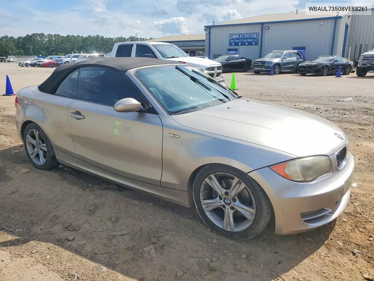 2008 BMW 128 I VIN: WBAUL73508VE88261 Lot: 56442406