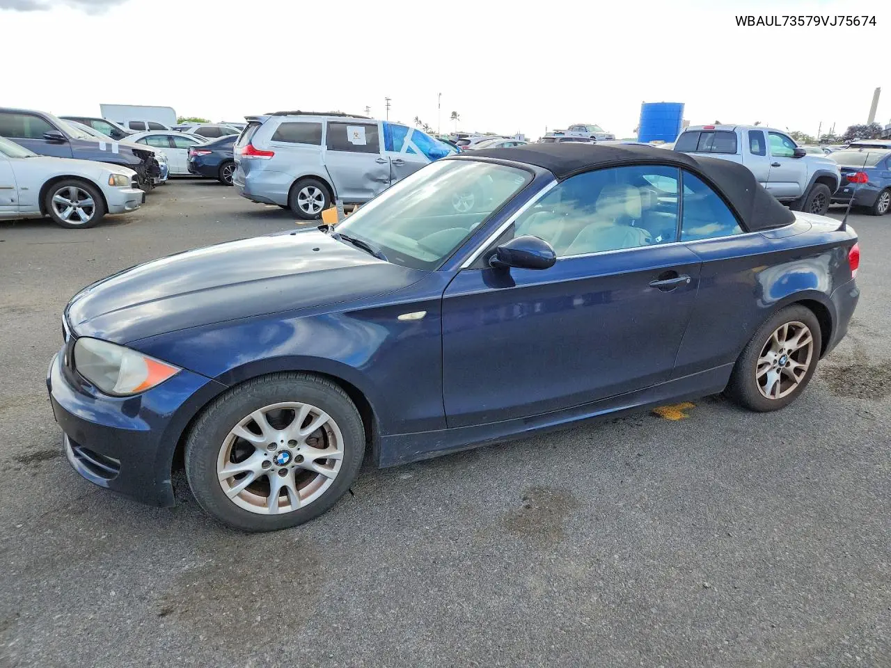 2009 BMW 128 I VIN: WBAUL73579VJ75674 Lot: 57057976