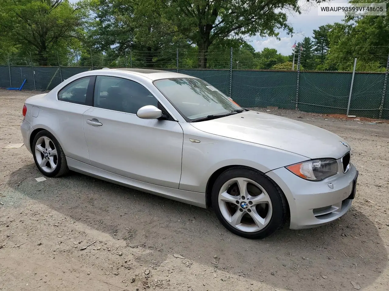 2009 BMW 128 I VIN: WBAUP93599VF48605 Lot: 59072636