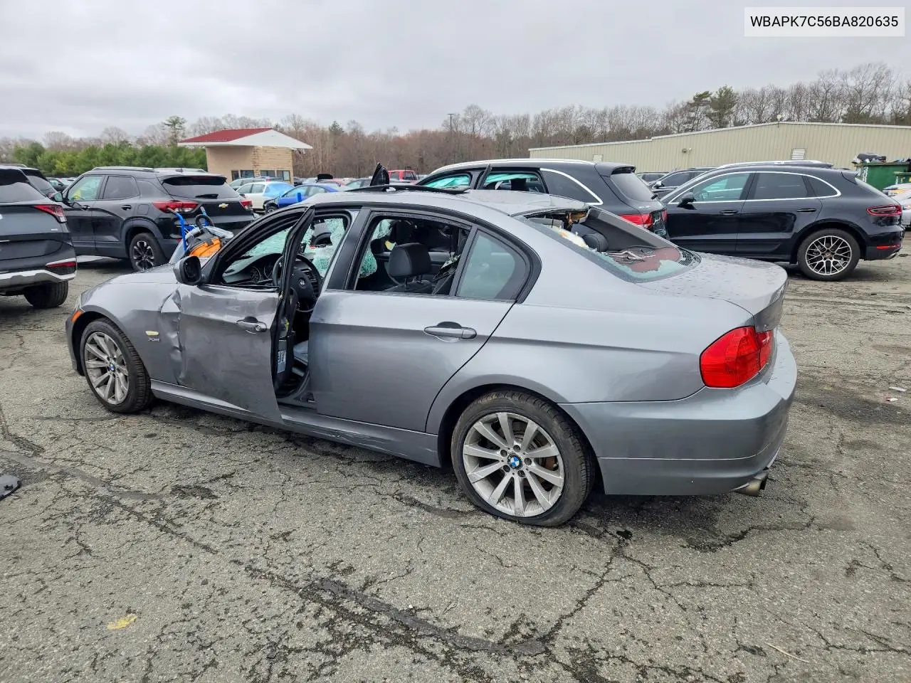 2011 BMW 328 Xi VIN: WBAPK7C56BA820635 Lot: 48387386
