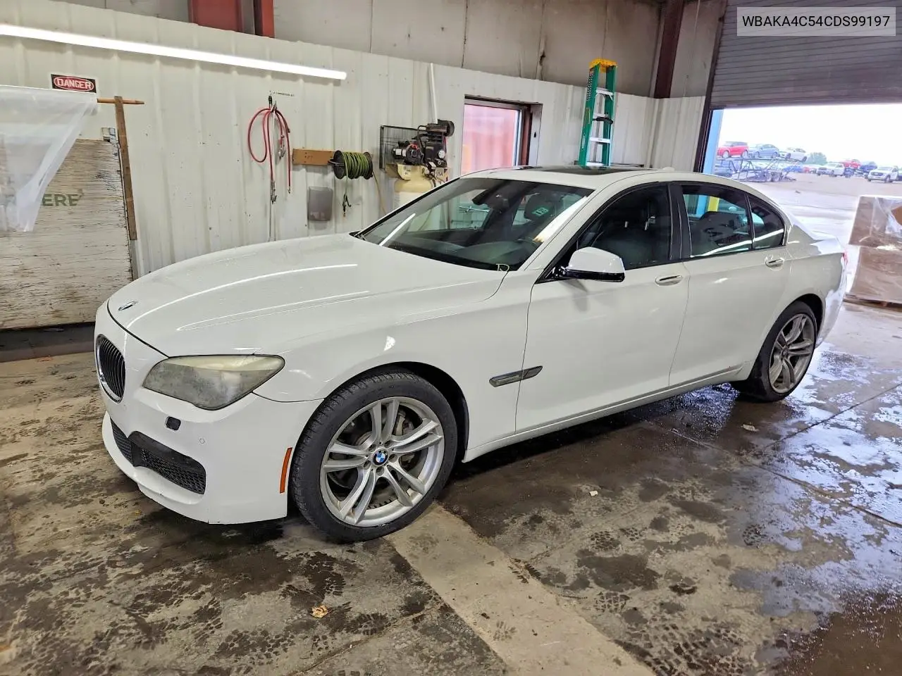 2012 BMW 740 I VIN: WBAKA4C54CDS99197 Lot: 58459836