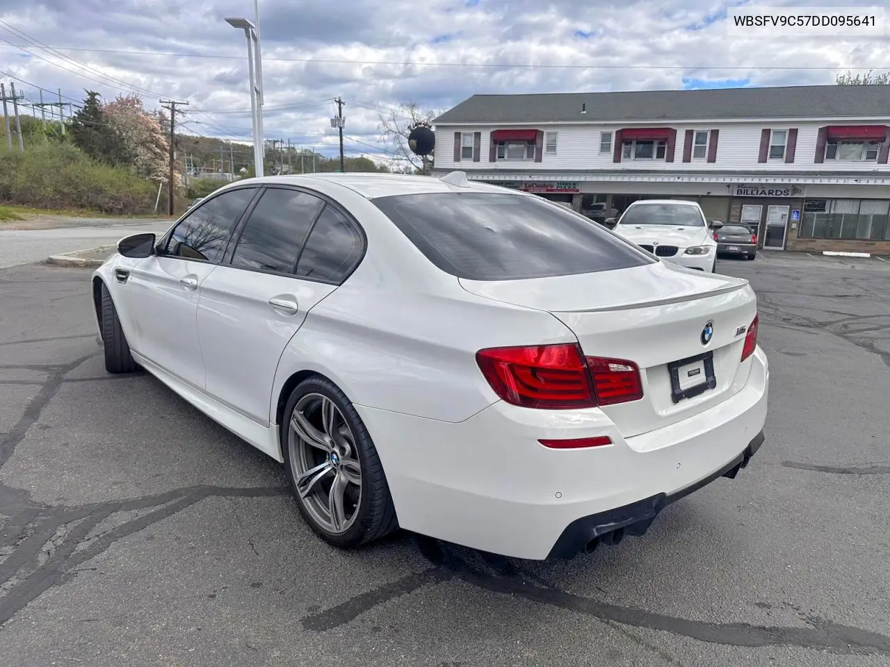 2013 BMW M5 VIN: WBSFV9C57DD095641 Lot: 54489256