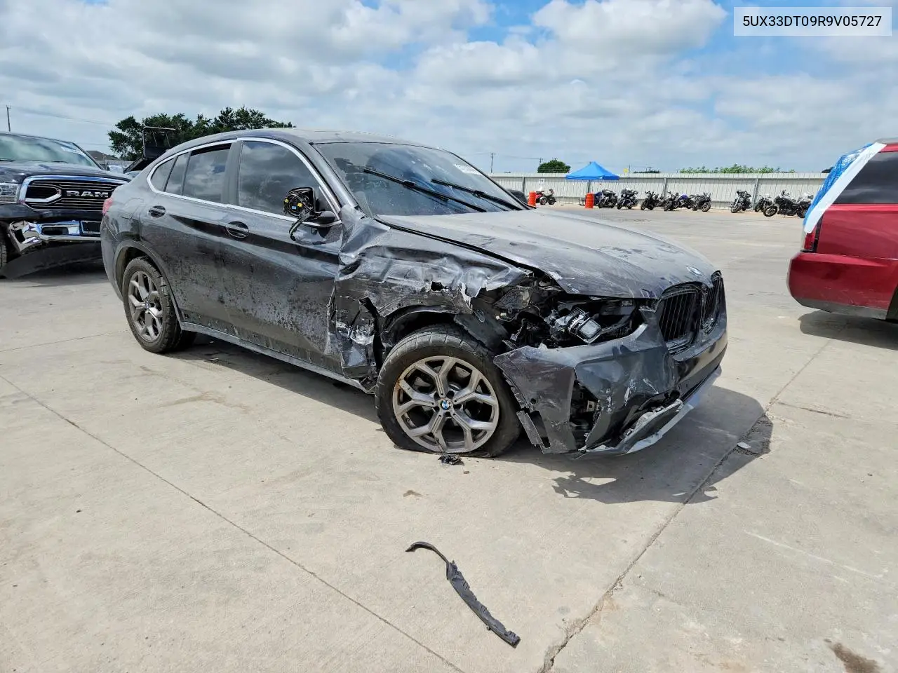 2024 BMW X4 xDrive30I VIN: 5UX33DT09R9V05727 Lot: 57932046