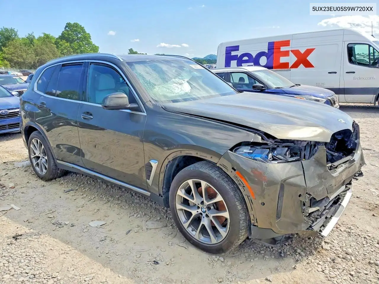 5UX23EU05S9W72060 2025 BMW X5 xDrive40I