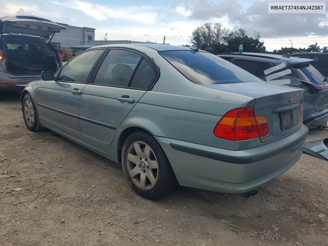 2004 BMW 325 I VIN: WBAET37454NJ42387 Lot: 59574206