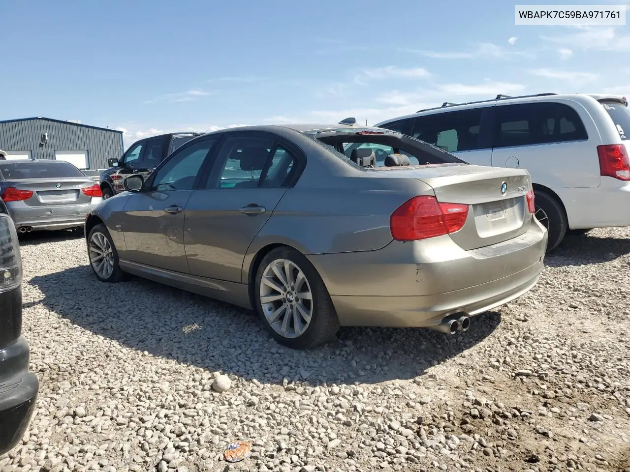 WBAPK7C59BA971761 2011 BMW 328 Xi