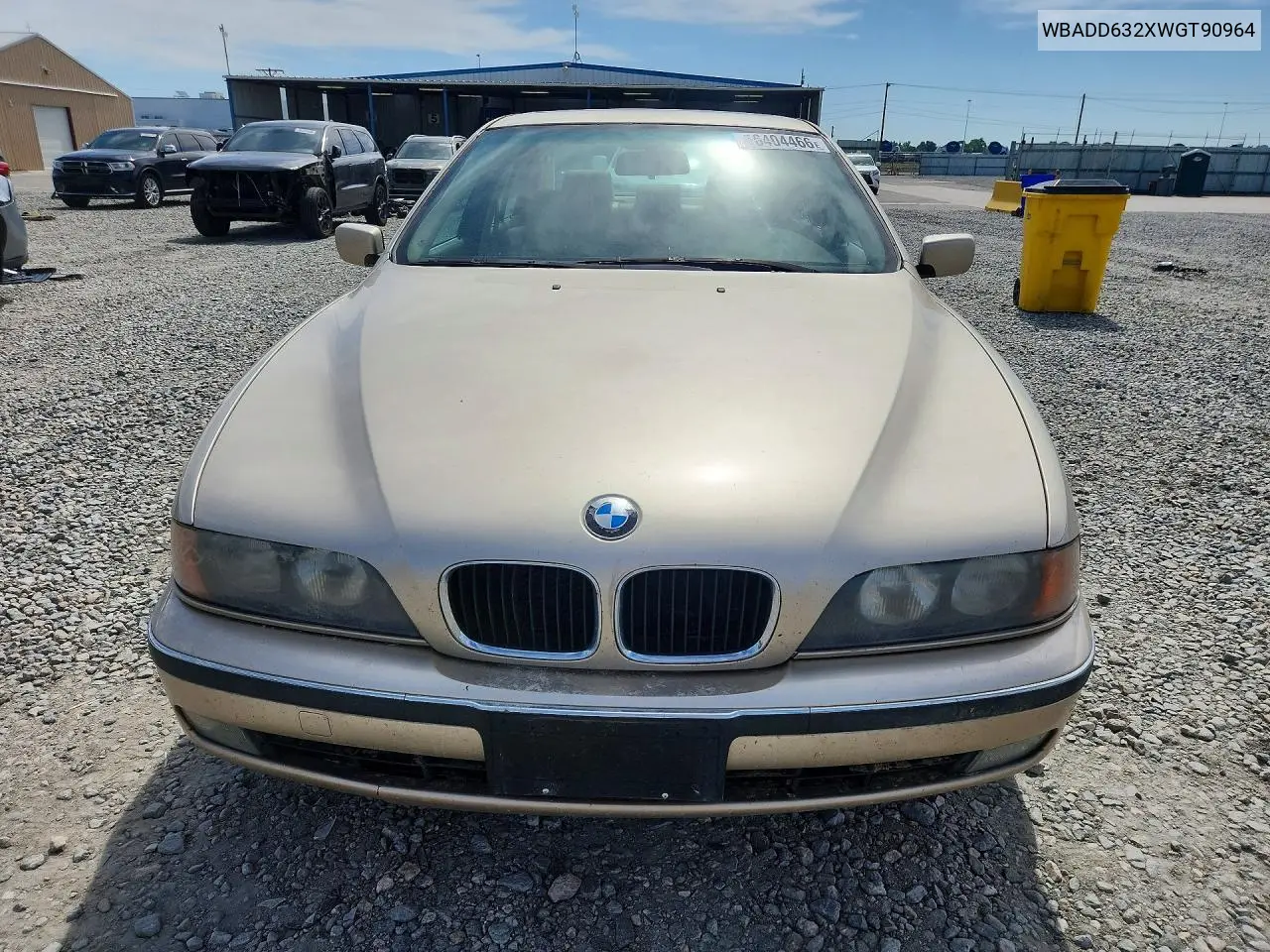 IV (E39)