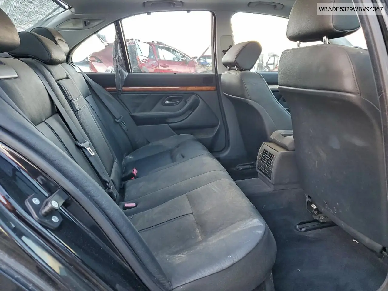 IV (E39)