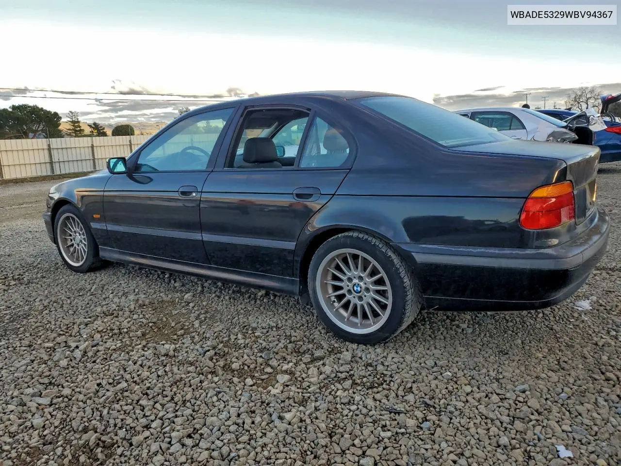 IV (E39)