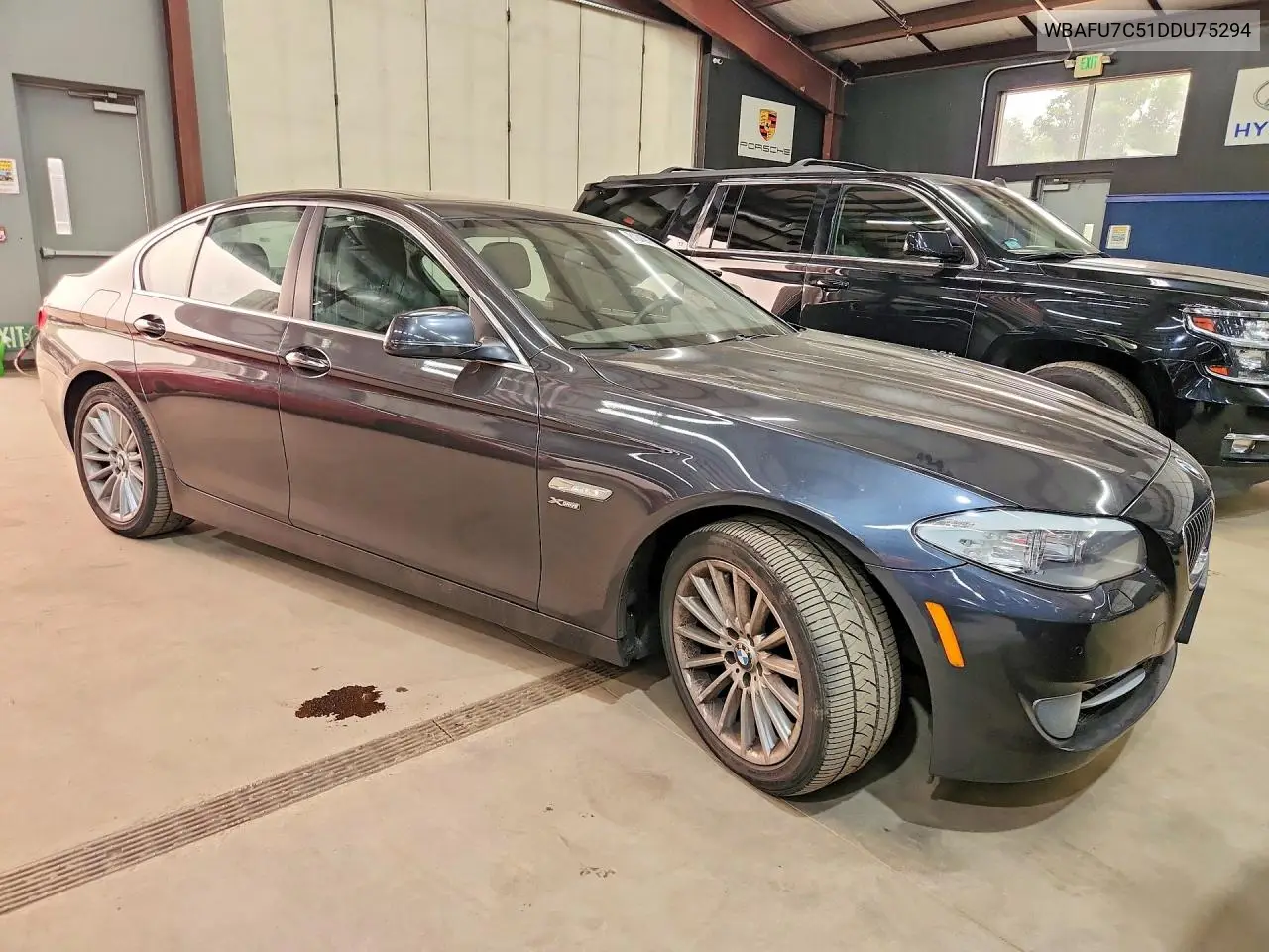 2013 BMW 535 Xi VIN: WBAFU7C51DDU75294 Lot: 61245916