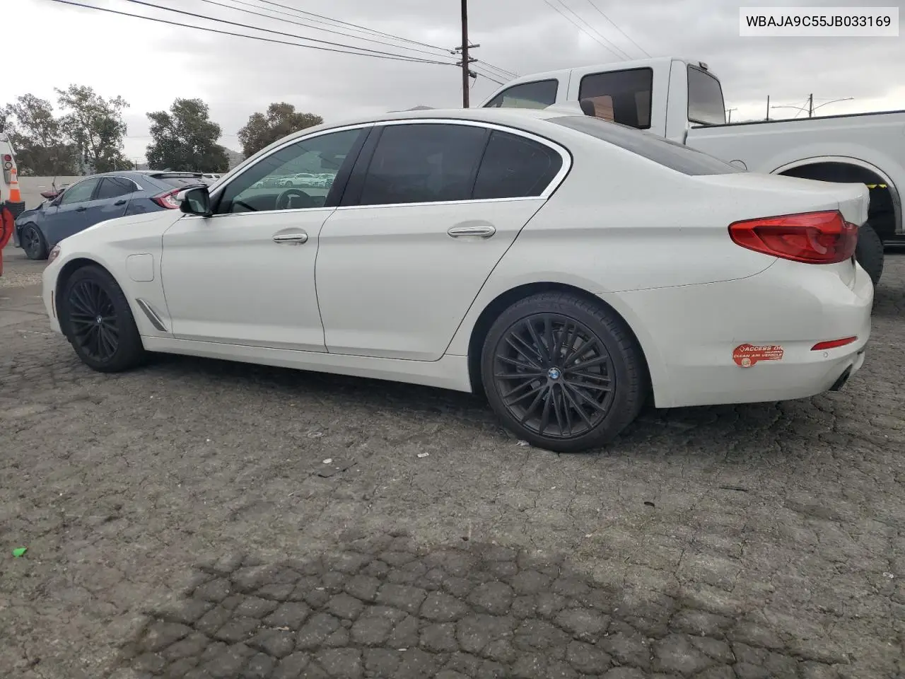 2018 BMW 530E VIN: WBAJA9C55JB033169 Lot: 86700045