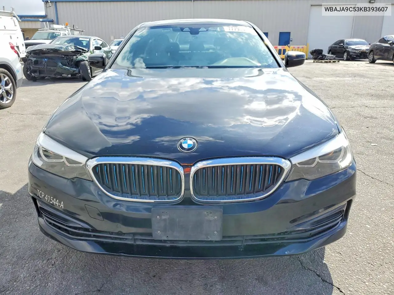 WBAJA9C53KB393607 2019 BMW 530E