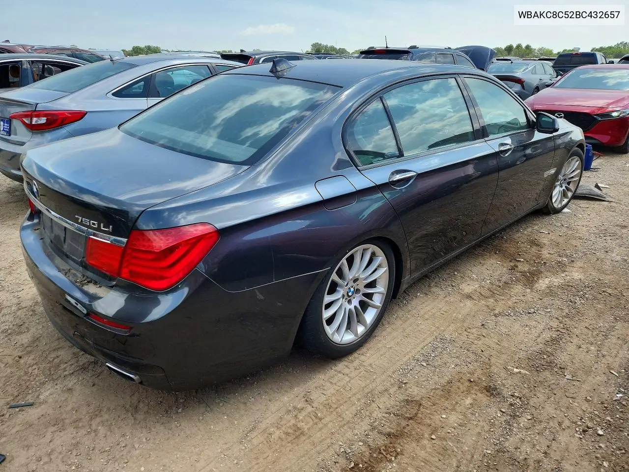2011 BMW 750 Lxi VIN: WBAKC8C52BC432657 Lot: 59370846