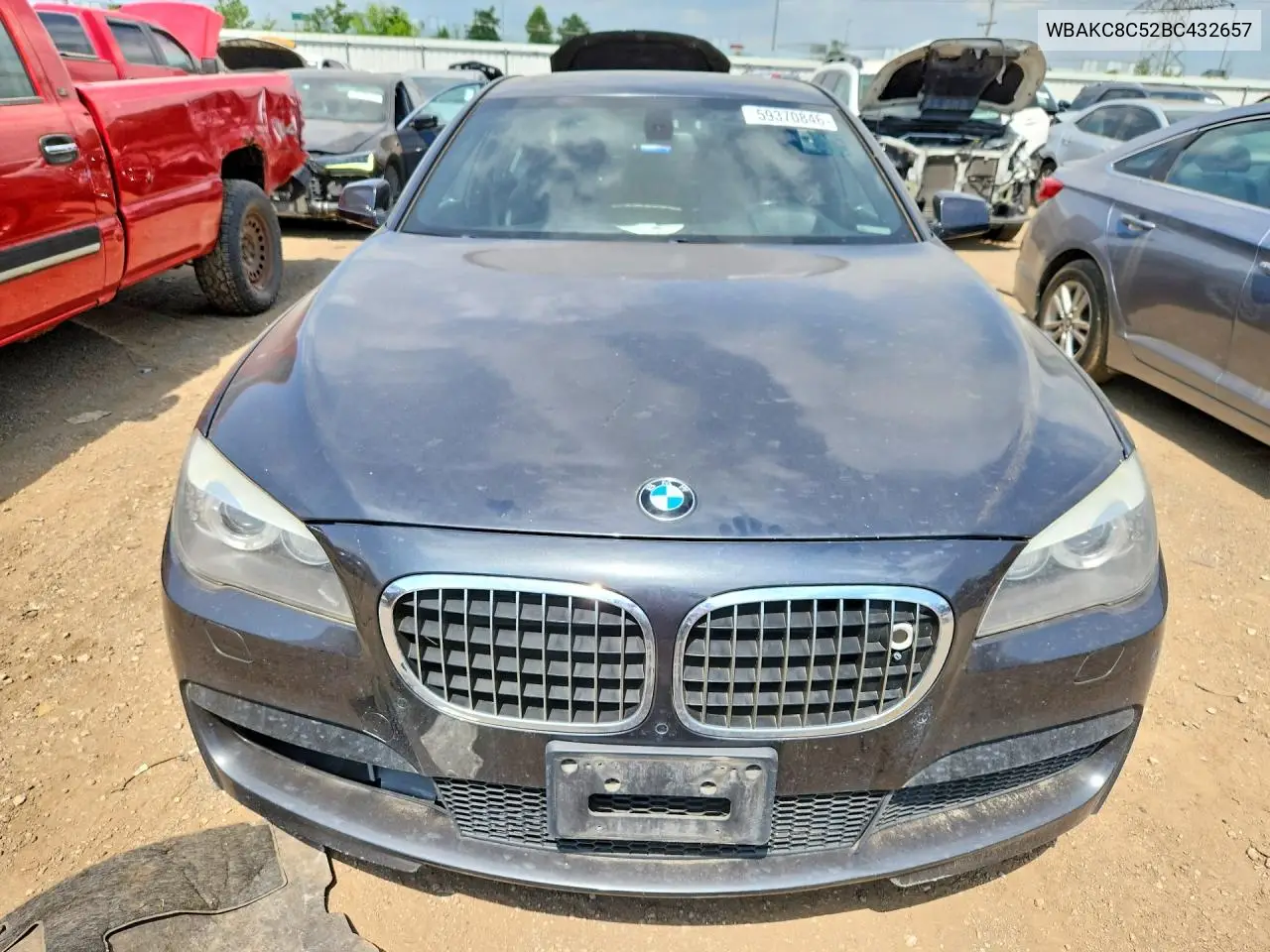 2011 BMW 750 Lxi VIN: WBAKC8C52BC432657 Lot: 59370846
