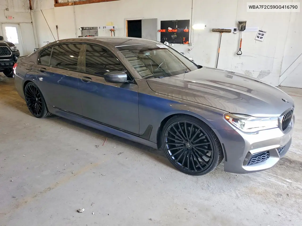 2016 BMW 750 Xi VIN: WBA7F2C59GG416790 Lot: 85973235