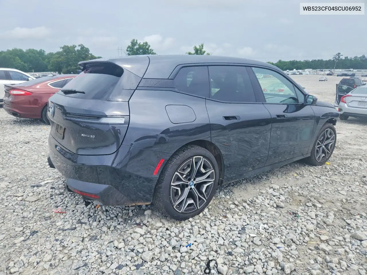 2025 BMW Ix xDrive50 VIN: WB523CF04SCU06952 Lot: 56469456