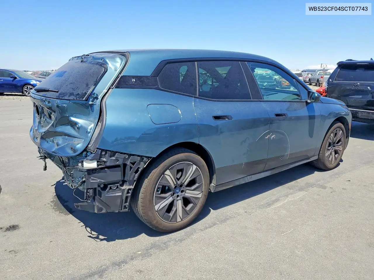 2025 BMW Ix xDrive50 VIN: WB523CF04SCT07743 Lot: 61015496