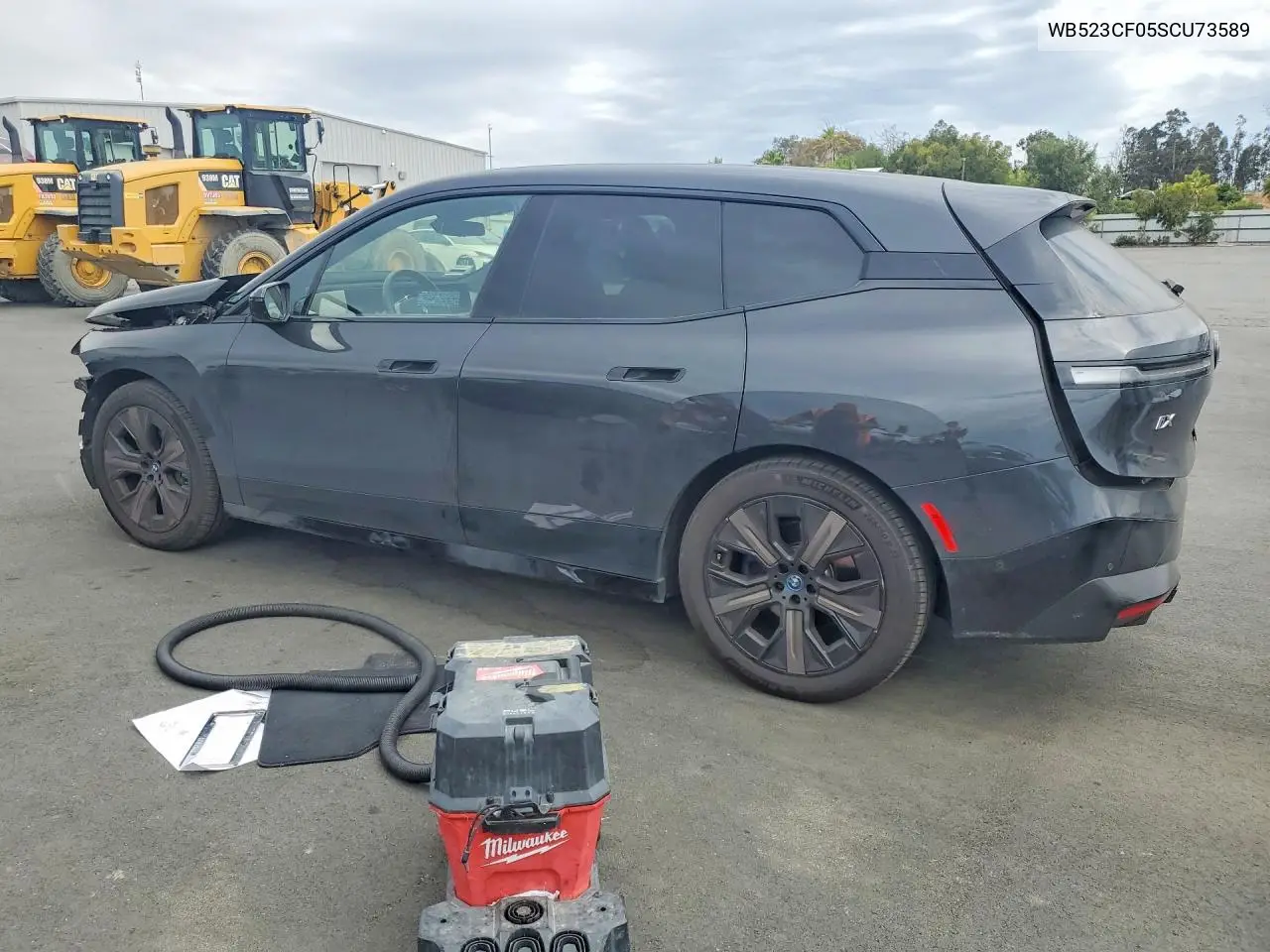 2025 BMW Ix xDrive50 VIN: WB523CF05SCU73589 Lot: 61555406