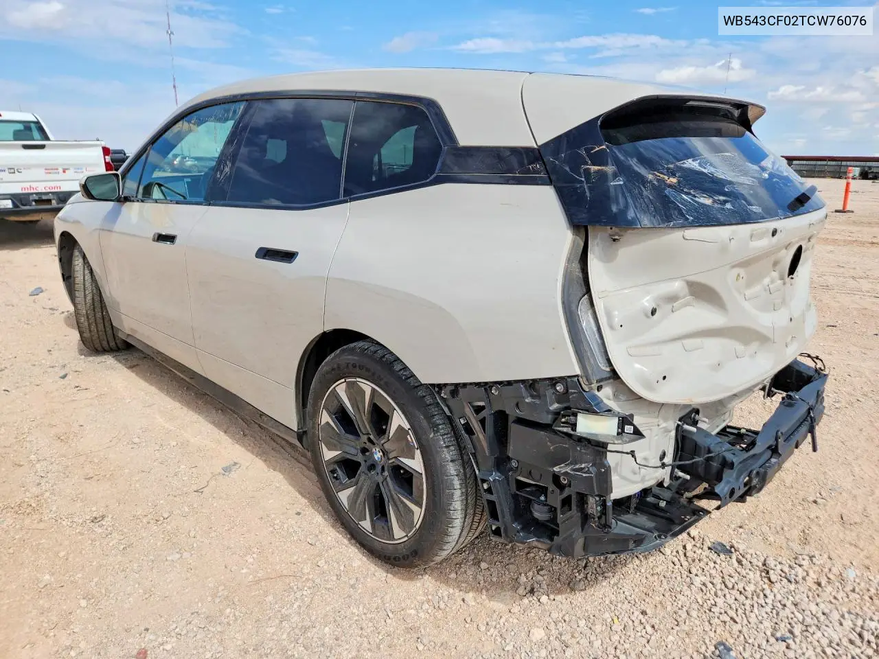 2026 BMW Ix xDrive45 VIN: WB543CF02TCW76076 Lot: 59388276