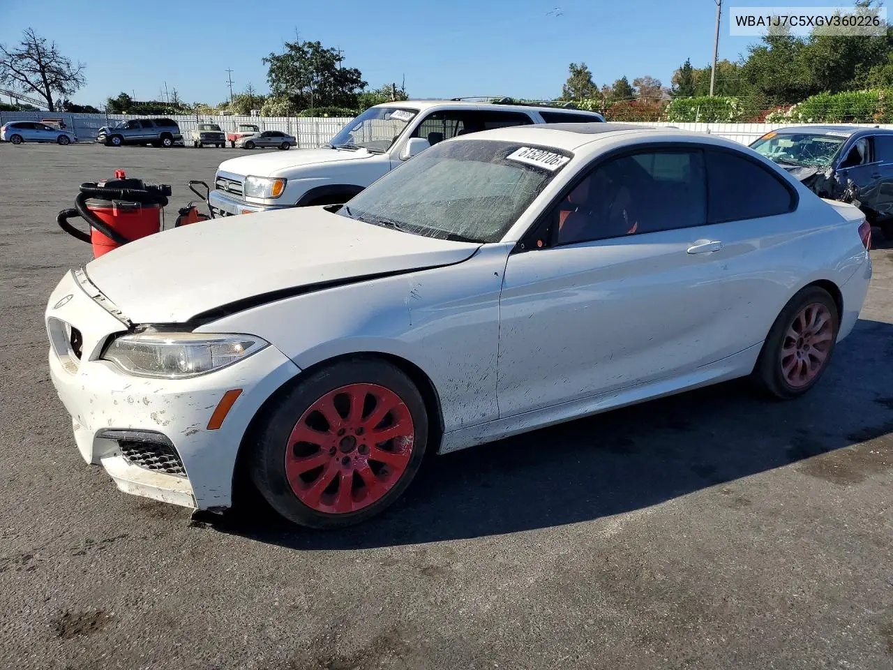 2016 BMW M235I VIN: WBA1J7C5XGV360226 Lot: 61520106