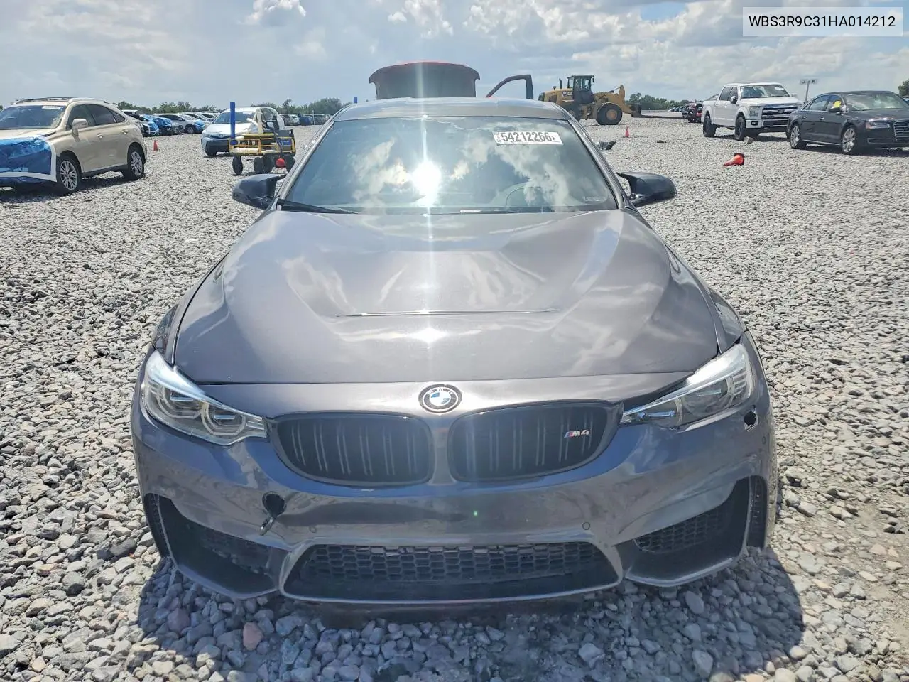 F82/F83